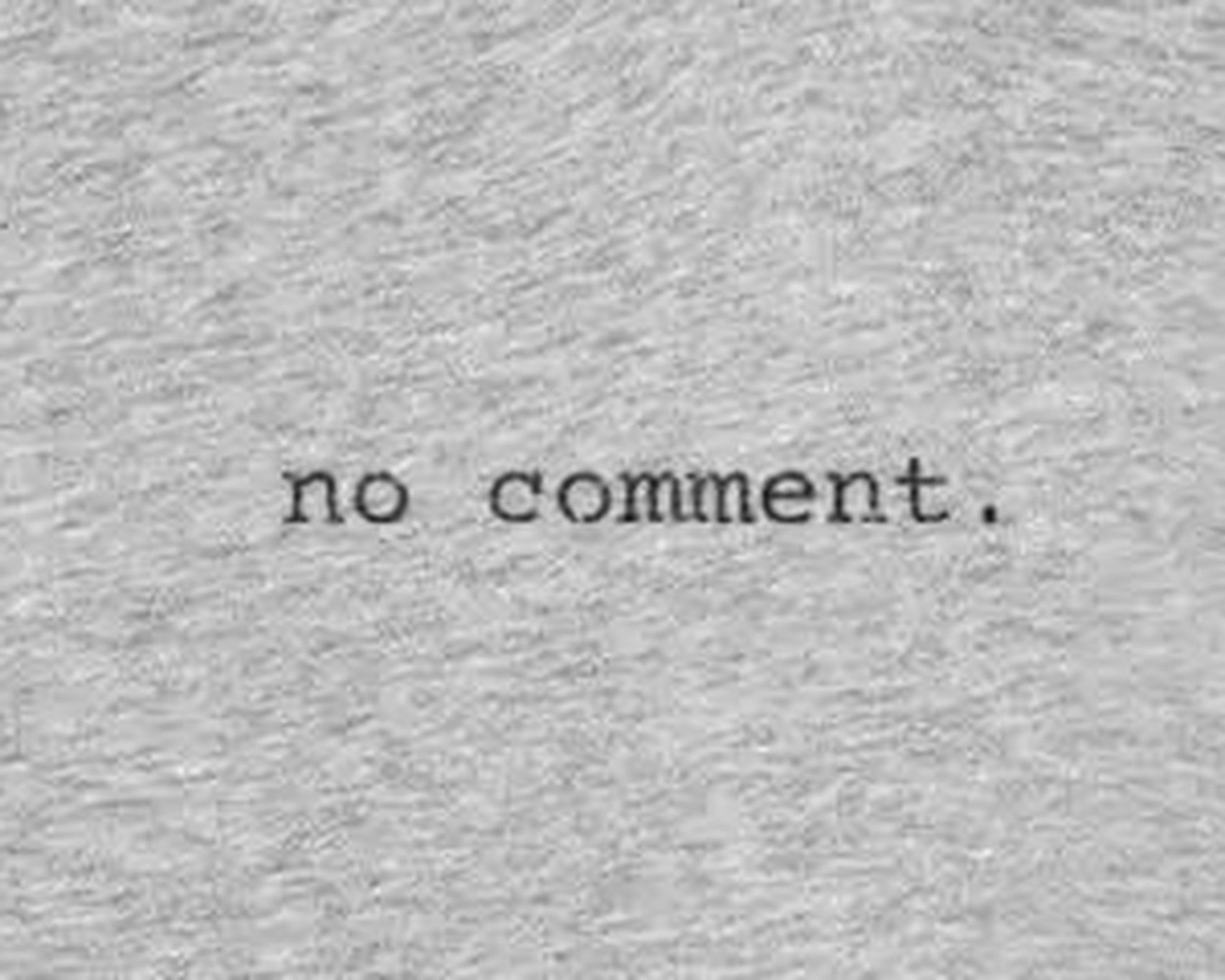 NO COMMENT HOODIE — vue 3