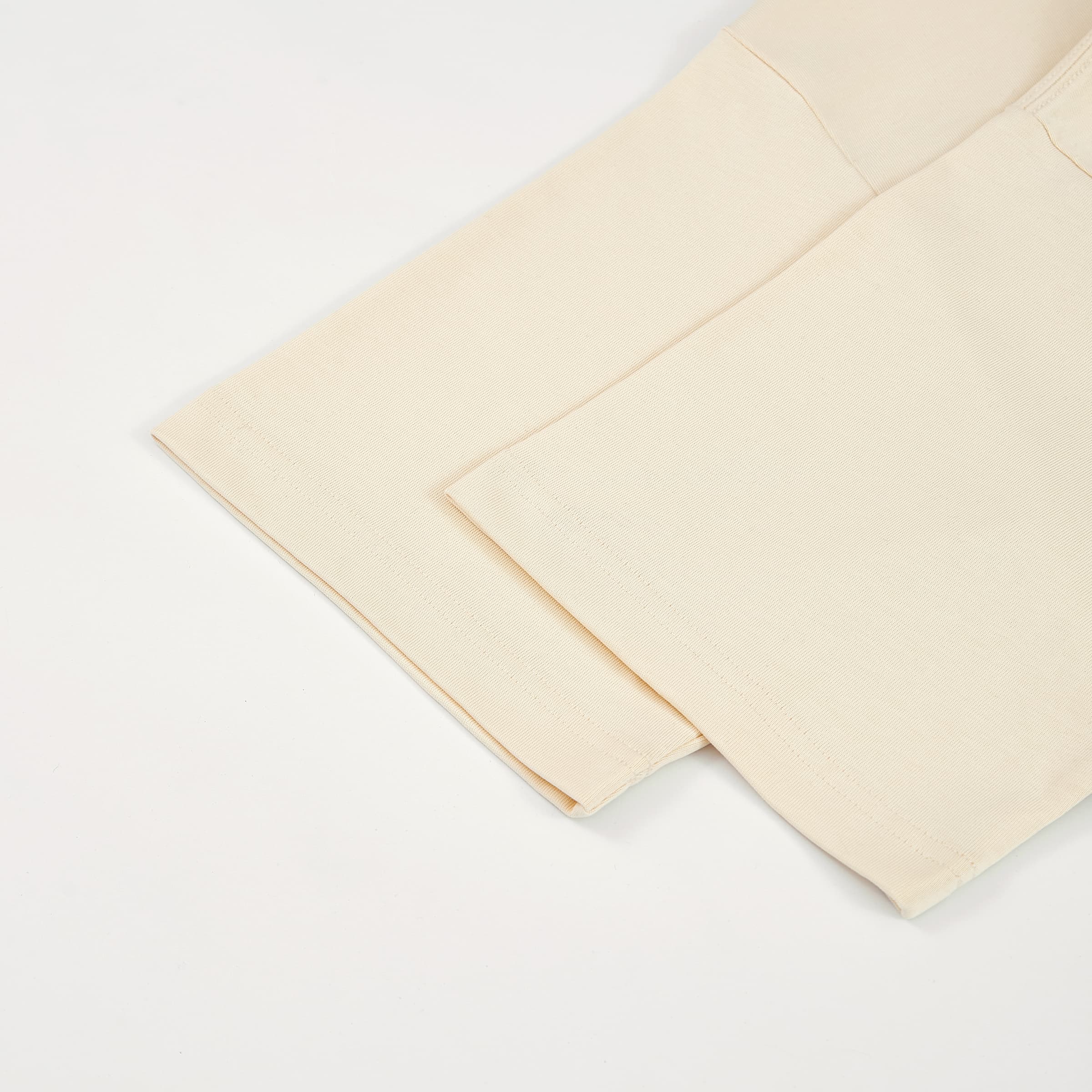 T-shirt 2 — vue 5